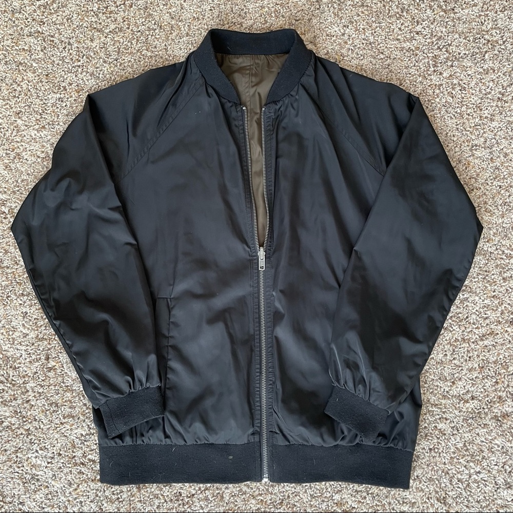 Forever 21 reversible bomber jacket